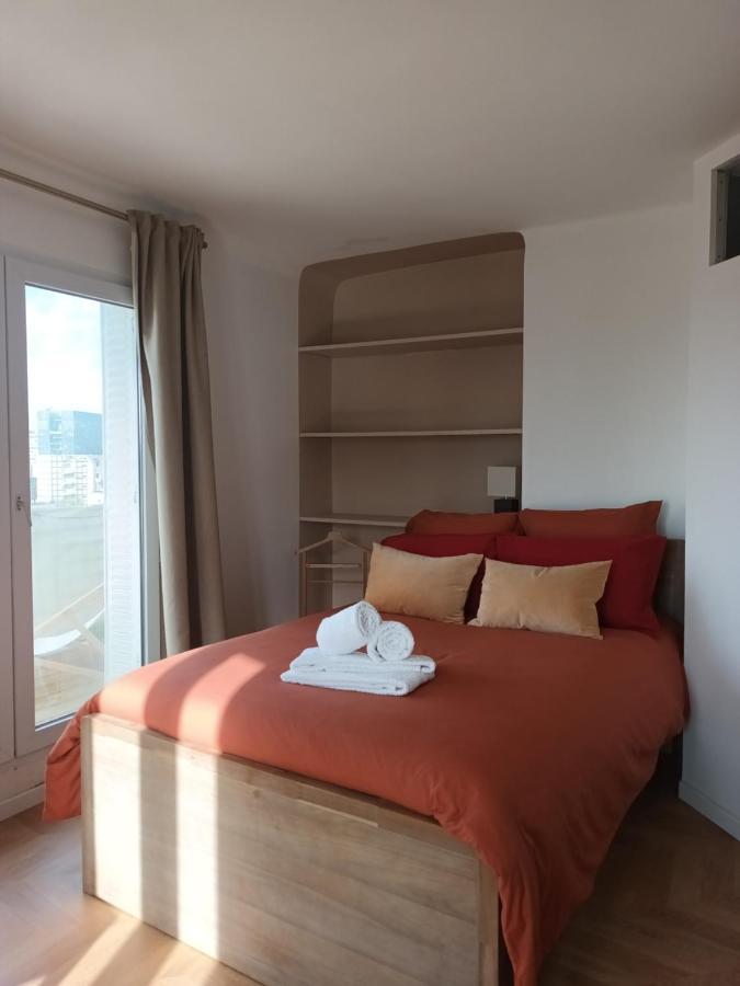 Paris Balcony Top Floor Room エクステリア 写真