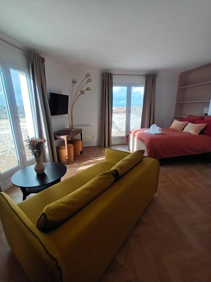 Paris Balcony Top Floor Room エクステリア 写真